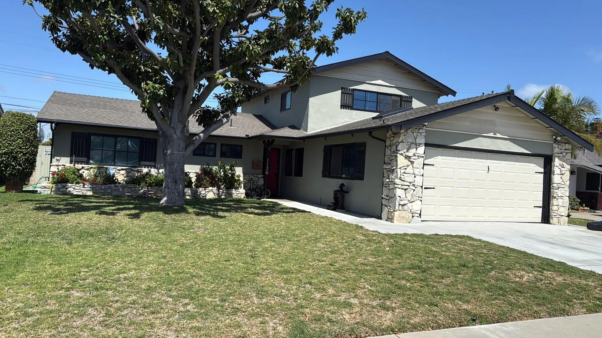 Homestay Js Cm Pease And Love Costa Mesa